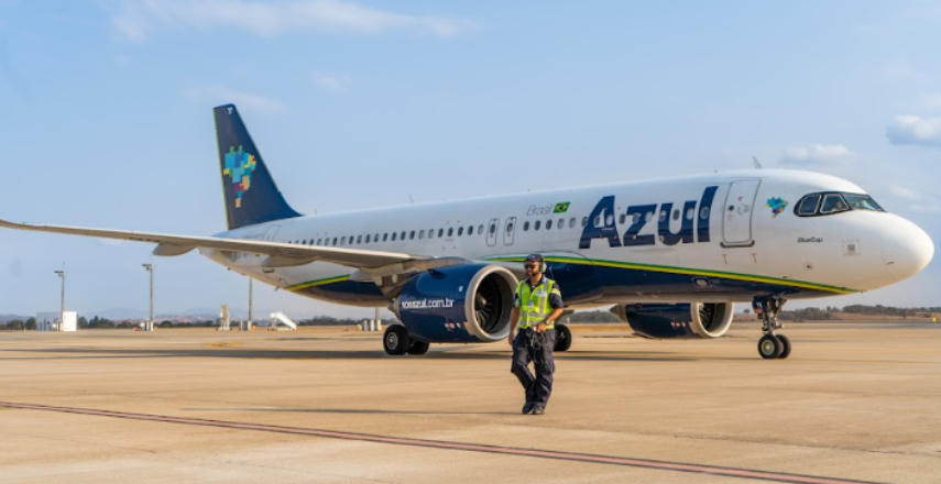 azul